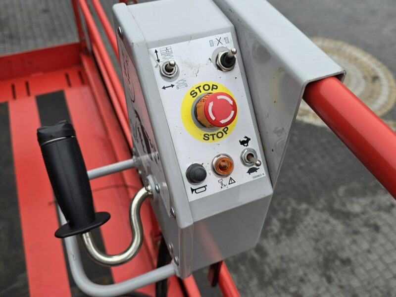 podnośnik nożycowy Manitou 120 XEL Podnośnik nożycowy elektryczny Manitou 120XEL / jak NOWY , 4h pracy
