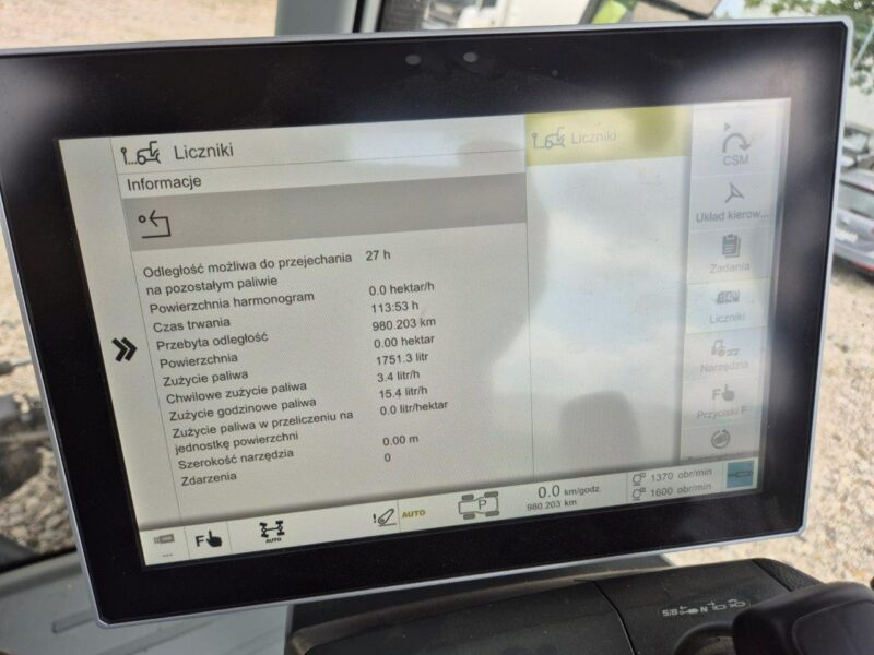 ciągniki Claas Axion 870