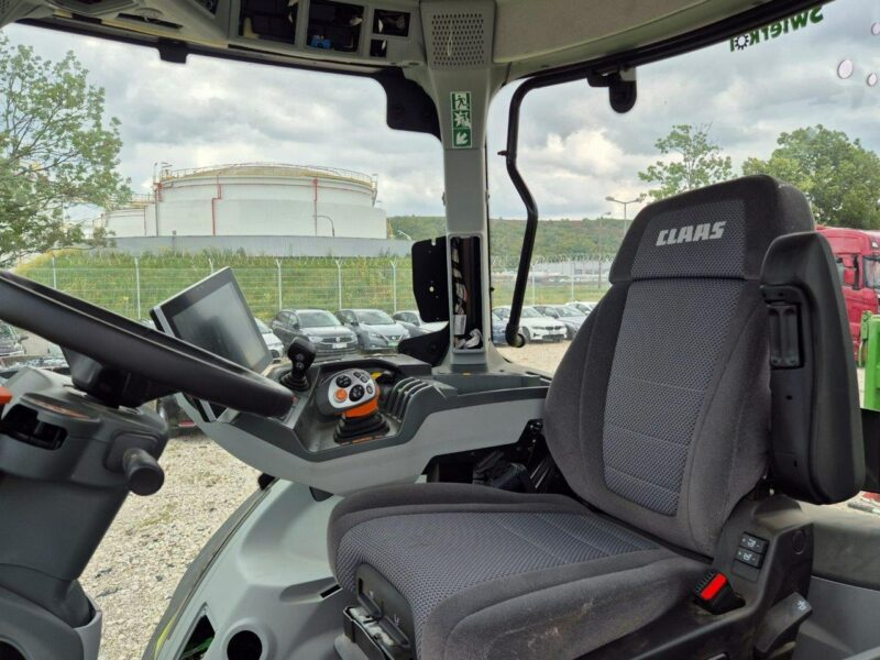 ciągniki Claas Axion 870