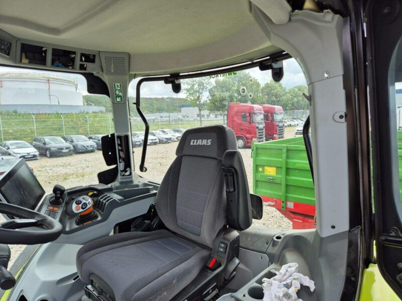 ciągniki Claas Axion 870