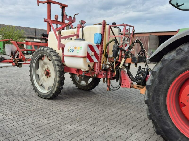 maszyny do ochrony roslin inny Opryskiwacz FA JACOBY FT 2600 Opryskiwacz FA JACOBY FT 2600