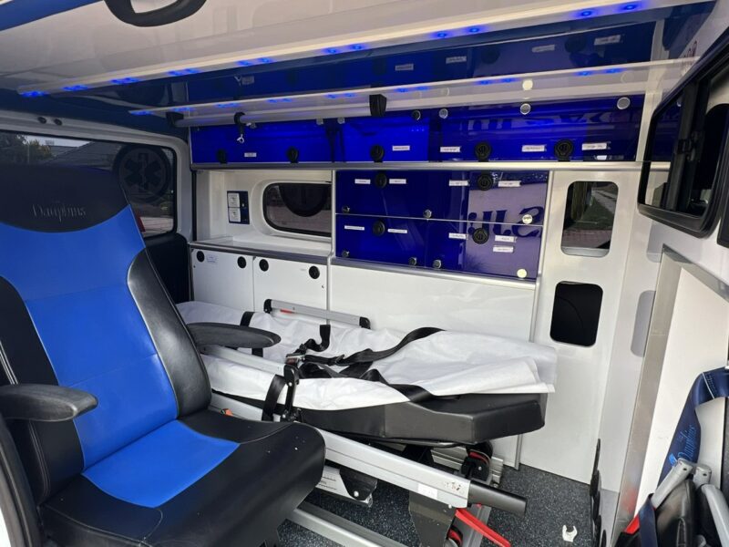 ambulansy Renault Trafic Renault Trafic Karetka Ambulans Ambulance Sanitarny EN1789