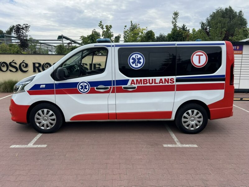 ambulansy Renault Trafic Renault Trafic Karetka Ambulans Ambulance Sanitarny EN1789