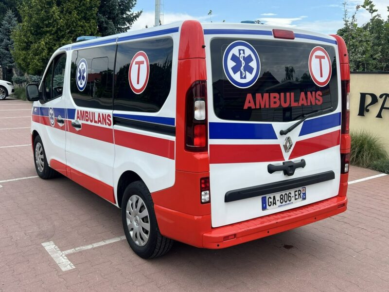ambulansy Renault Trafic Renault Trafic Karetka Ambulans Ambulance Sanitarny EN1789