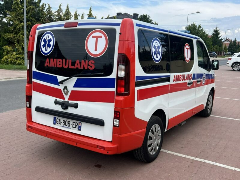 ambulansy Renault Trafic Renault Trafic Karetka Ambulans Ambulance Sanitarny EN1789