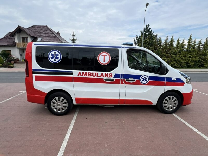 ambulansy Renault Trafic Renault Trafic Karetka Ambulans Ambulance Sanitarny EN1789