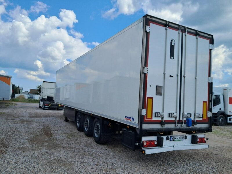 chłodnia Schmitz Cargobull scb s3t