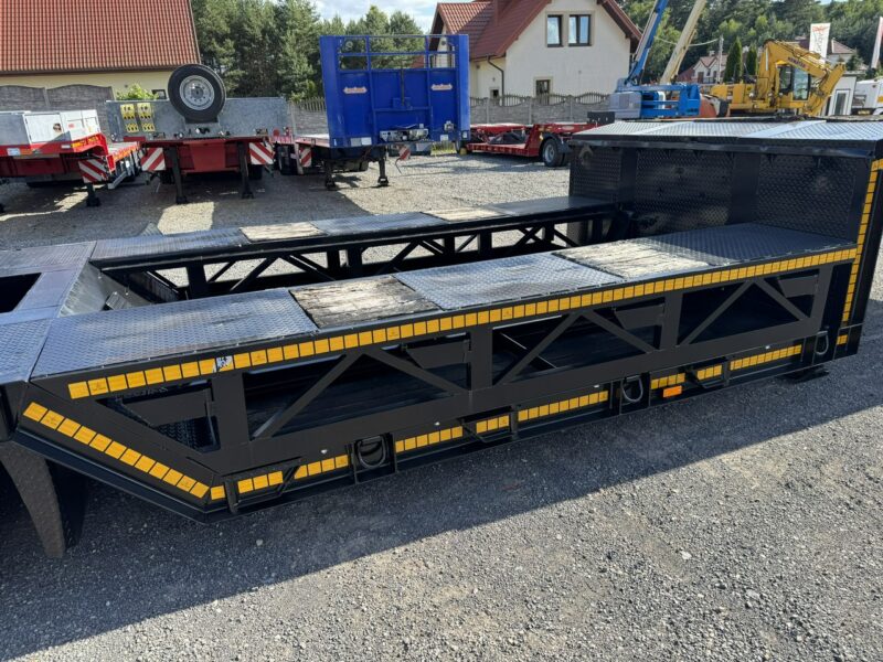 niskopodwoziowa Bodex 4 osiowa NN4J Niskopodwoziówka Niskopodwozie Nowe Opony DMC 65Ton Ład-50.8 tony Rozsuwana rozciągana Poszerzana Oś- Skrętna