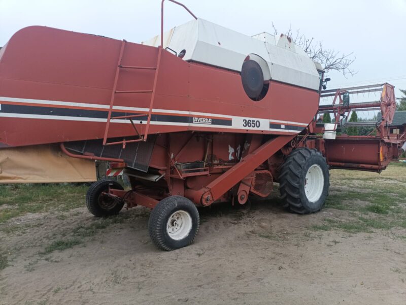 Kombajn zbożowy Laverda 3650