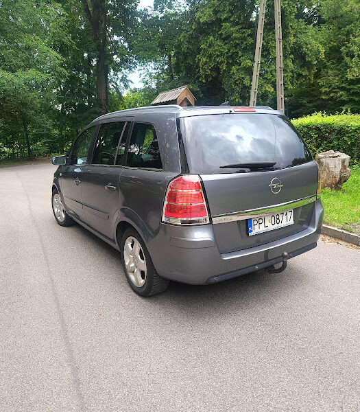 Opel Zafira 1.9 CDTI 150 KM