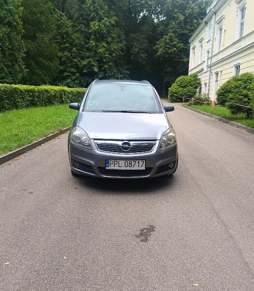 Opel Zafira 1.9 CDTI 150 KM