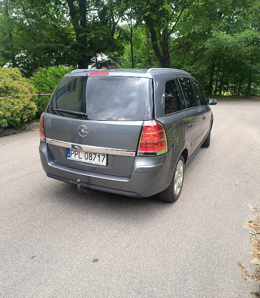 Opel Zafira 1.9 CDTI 150 KM