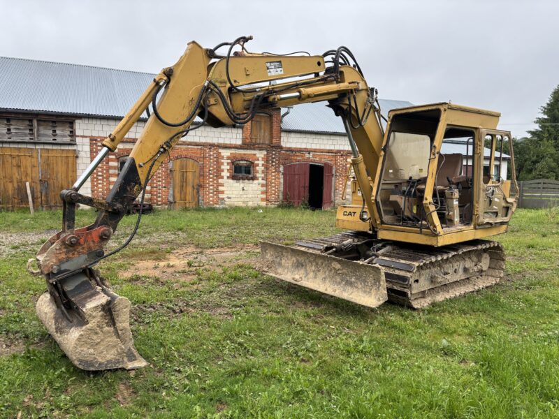 Koparka Gąsienicowa CAT e70 Caterpillar skrętne ramię