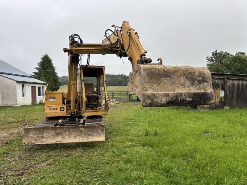 Koparka Gąsienicowa CAT e70 Caterpillar skrętne ramię