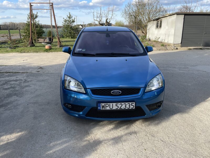 Ford Focus MK2 ST-LINE 2.0 145KM