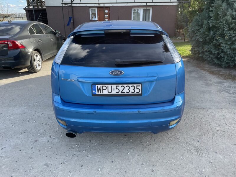 Ford Focus MK2 ST-LINE 2.0 145KM