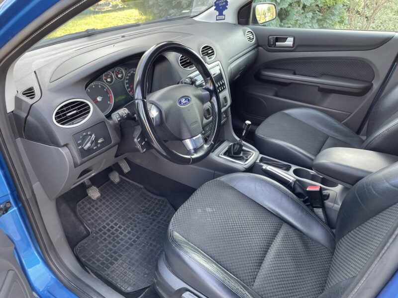 Ford Focus MK2 ST-LINE 2.0 145KM