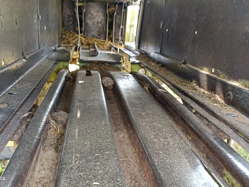 Prasa kostkująca Claas markant 40