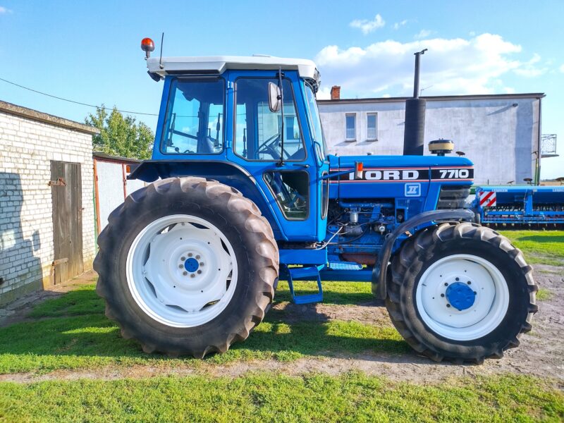 Ford 7710 - FILM | New Holland |