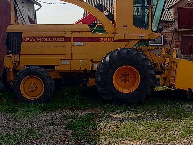 Sieczkarnia new Holland 1900