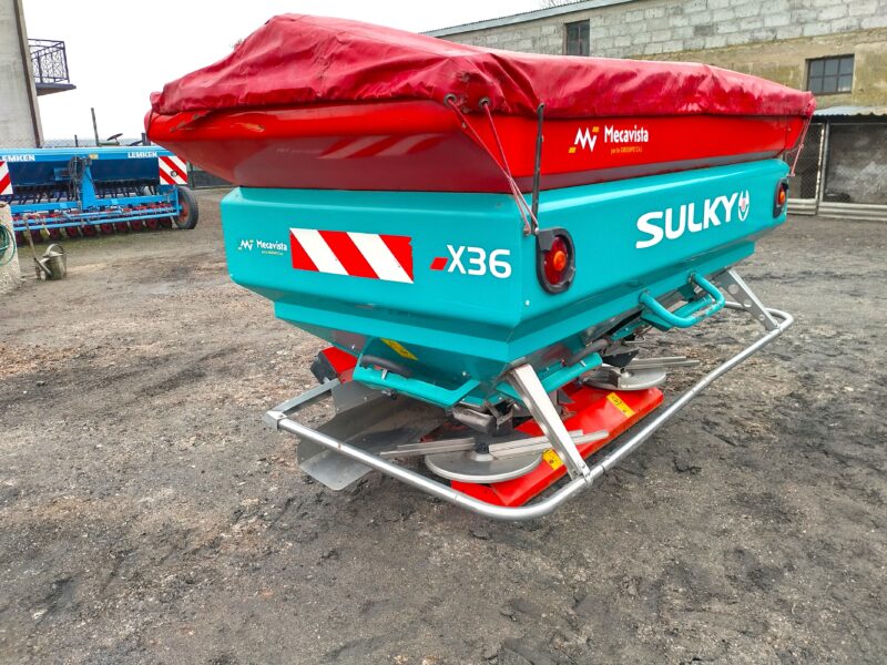 Rozsiewacz Sulky X36 || 2009 r || 3 000 l