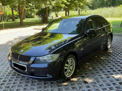 BMW E90 318i