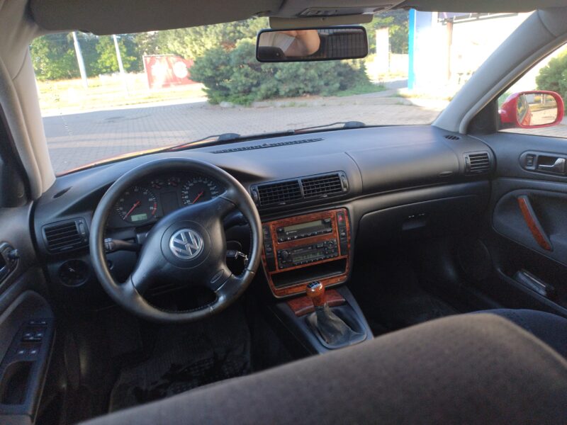 VW Passat B5 Variant 2.3VR5 1998r Faktura VAT