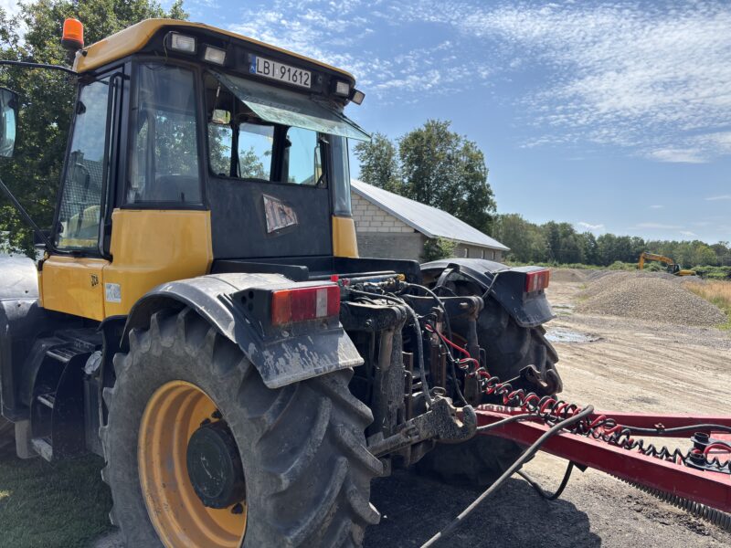 JCB Fastrac 3185
