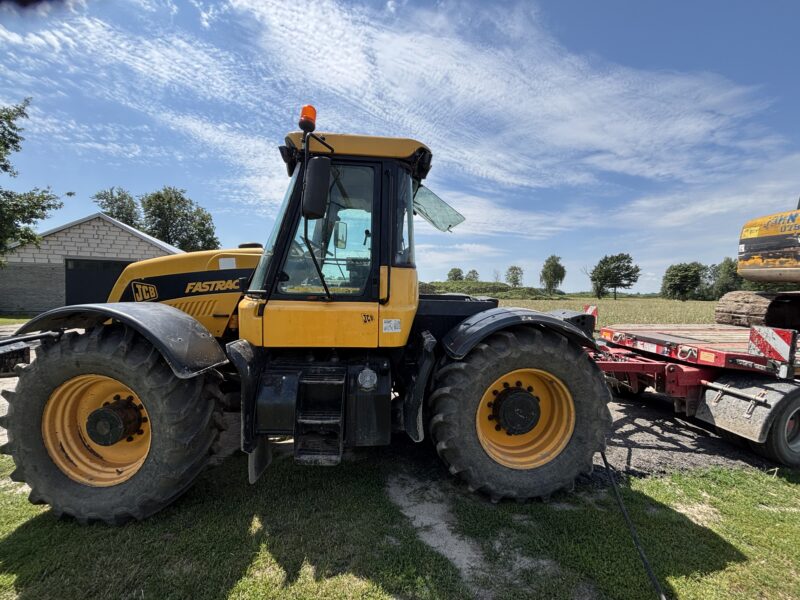 JCB Fastrac 3185