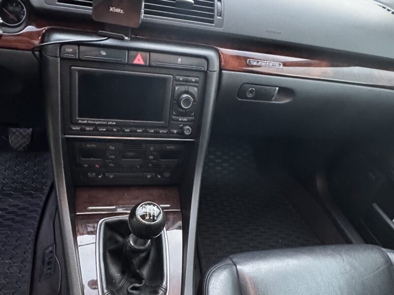 Audi a4 b6 3.0avk USA Wersja Quattro Manual 6-biegów 220 koni