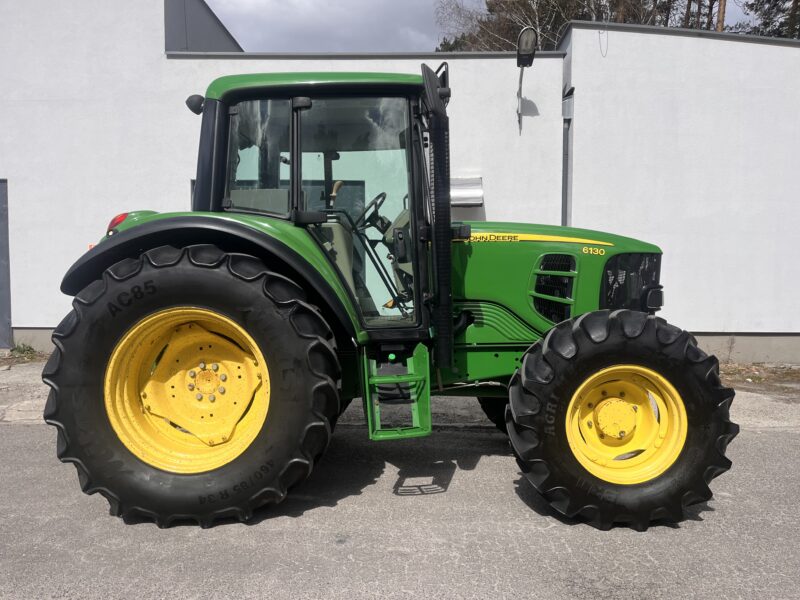John deere 6130