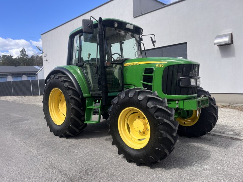 John deere 6130