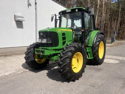 John deere 6130
