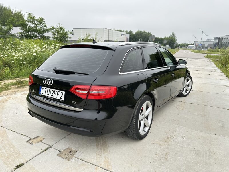 Audi A4 B8 2012r 2.0 tdi
