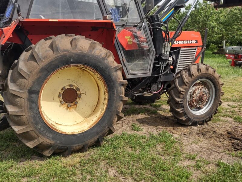 Ciagnik, Ursus C385 De luxe
