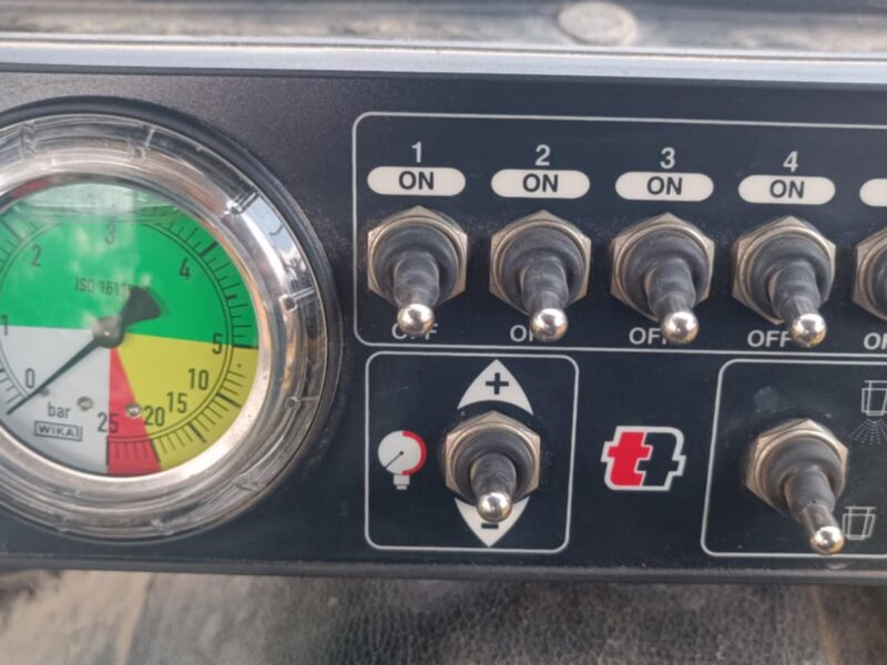 Opryskiwacz TadLen 600l