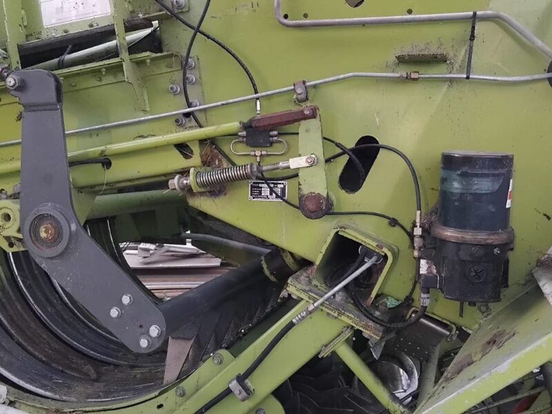 Prasa Claas Quadrant 2200