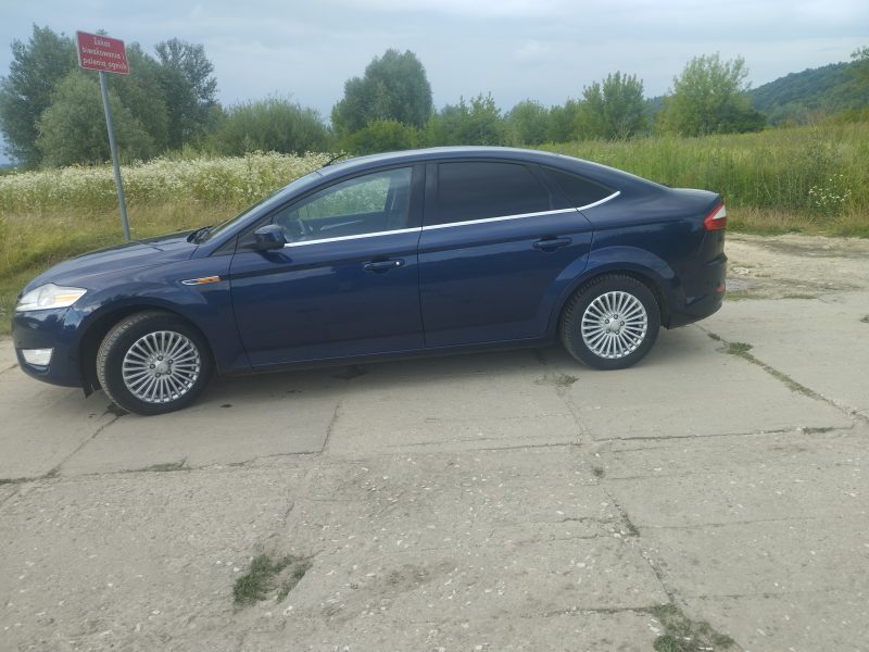 Ford Mondeo MK4 HB 2009r. 2.0 B+G