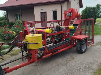 Kombajn do porzeczek Arek 3 Sfamasz 2012