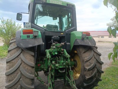 John Deere 6600