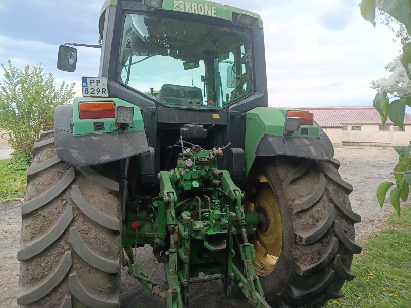 John Deere 6600