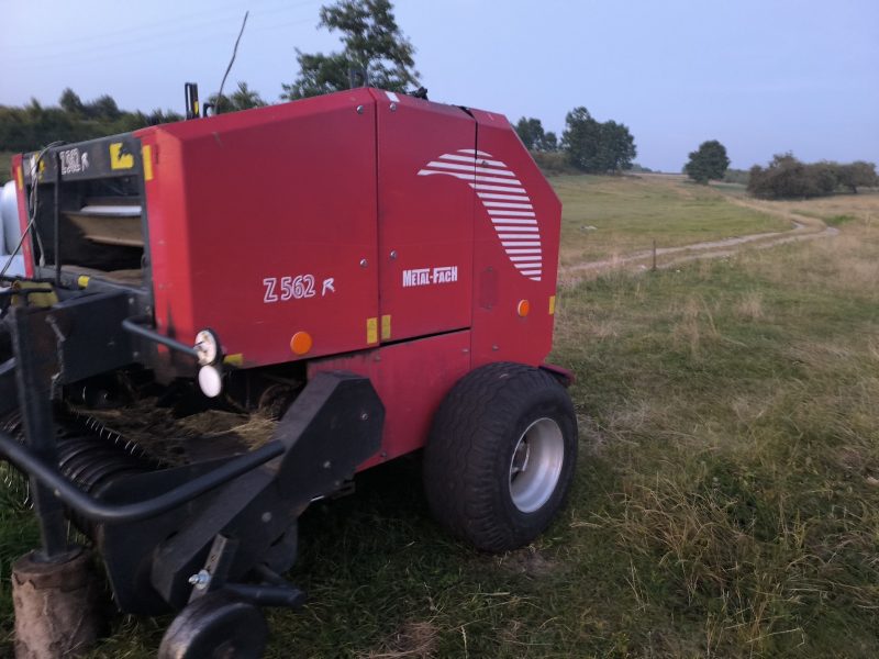 Prasa rolująca metal fach z562r siatka rotor aplikator zakiszacza