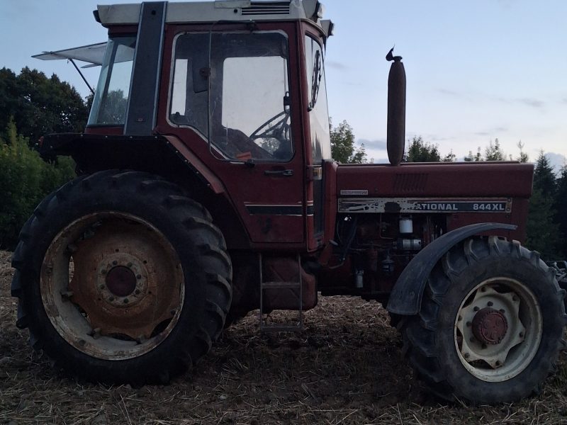 Case 844xl