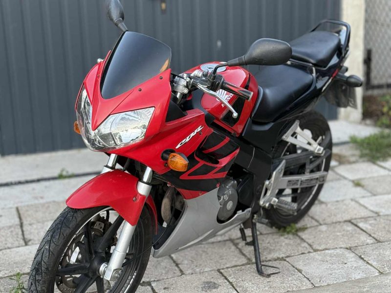 CBR125