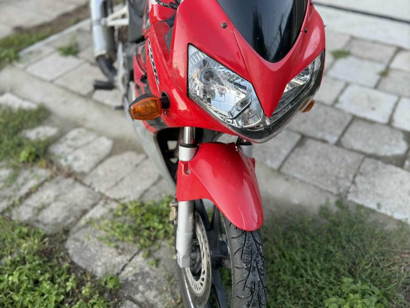 CBR125