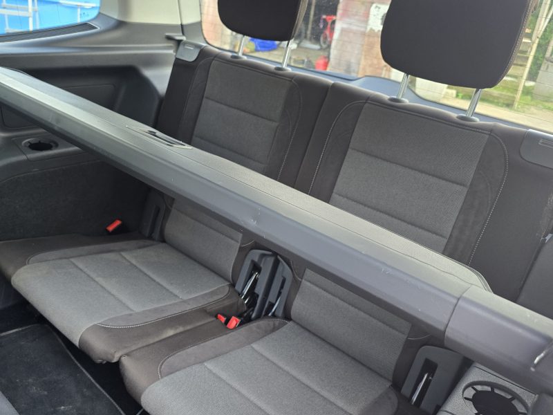 Sprzedam vw touran 2011r 2.0tdi