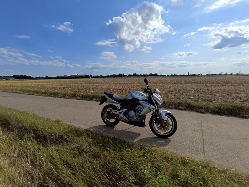 Kawasaki er 6