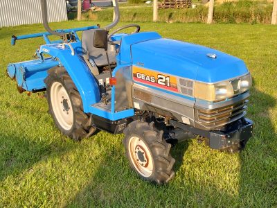 Traktorek 4x4 iseki 21 km wspomaganie rewers Kubota tur glebogryzarka yanmar