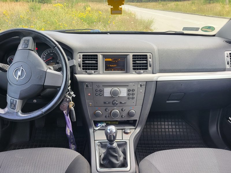 Opel Vectra 1.8 140 km. Bixenon. I właściciel w PL.