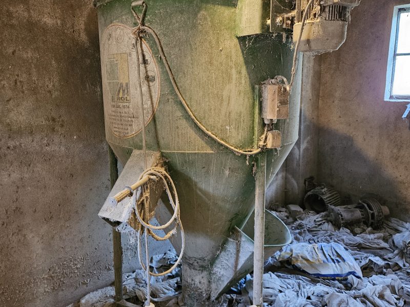 Mieszalnik pasz mrol 500kg. Jak nowy